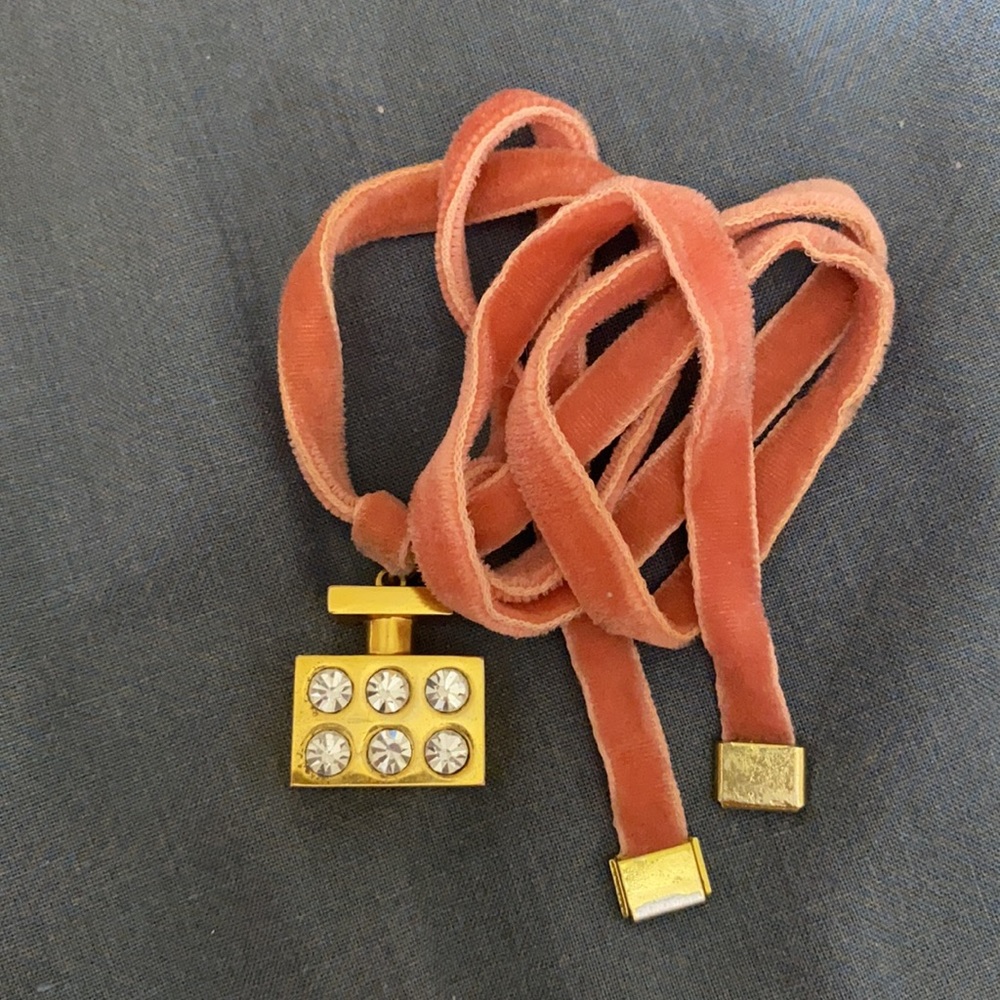 Michael Kors perfum bottle pendant - Picture 4 of 9